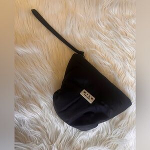 WILO Black Puffer Wristlet Clutch with Wrist Strap